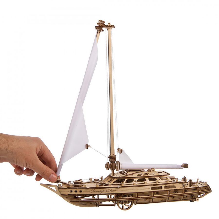 Механічна модель яхти Сереніті UGEARS
