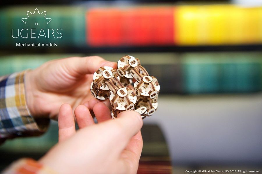 Механічна модель Сферокуб UGEARS