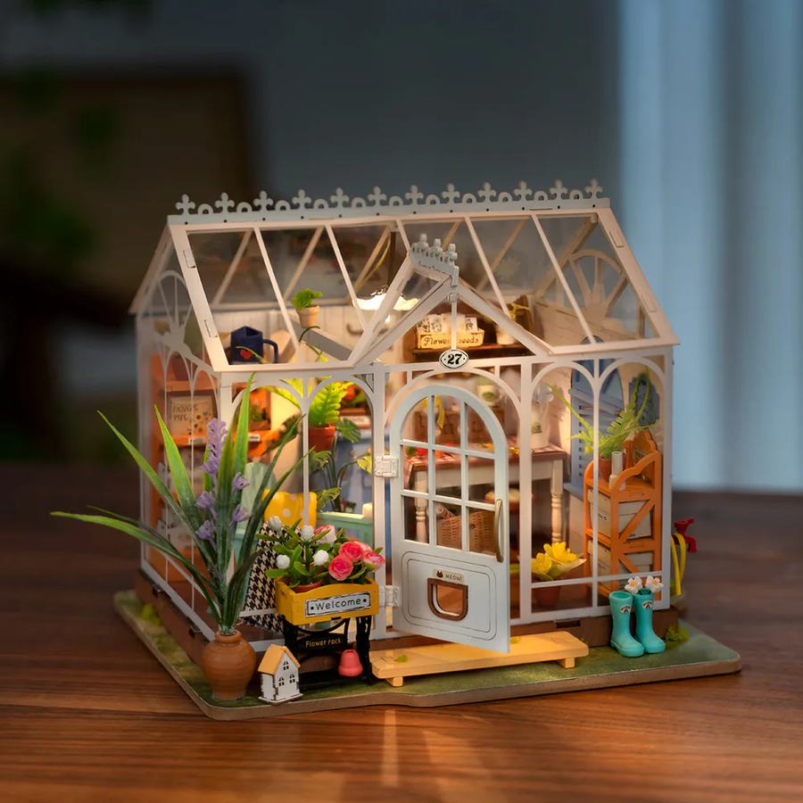Конструктор-румбокс Dreamy Garden House Robotime