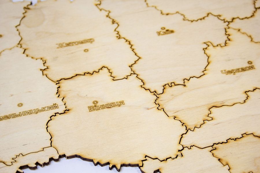 Дерев'яна карта України L світла - 3D пазл